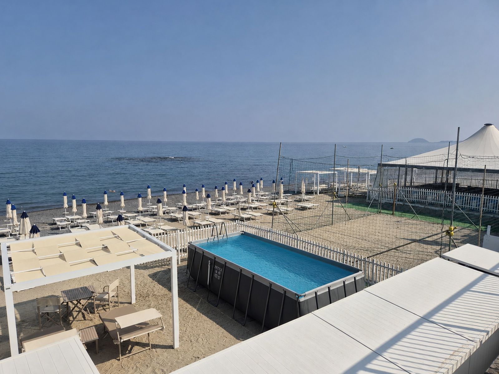 LA PLAYA BIANCA, stabilimento balneare a Borghetto Santo Spirito
